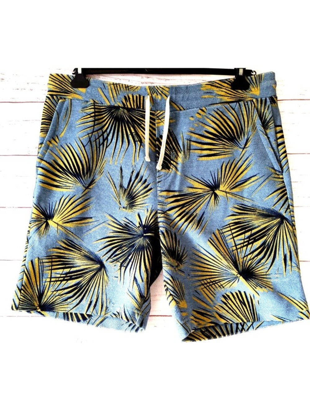 L.O.G.G H&M Men's Shorts Blue Tropical Terry Cloth Pull Up Drawstring Pockets XL